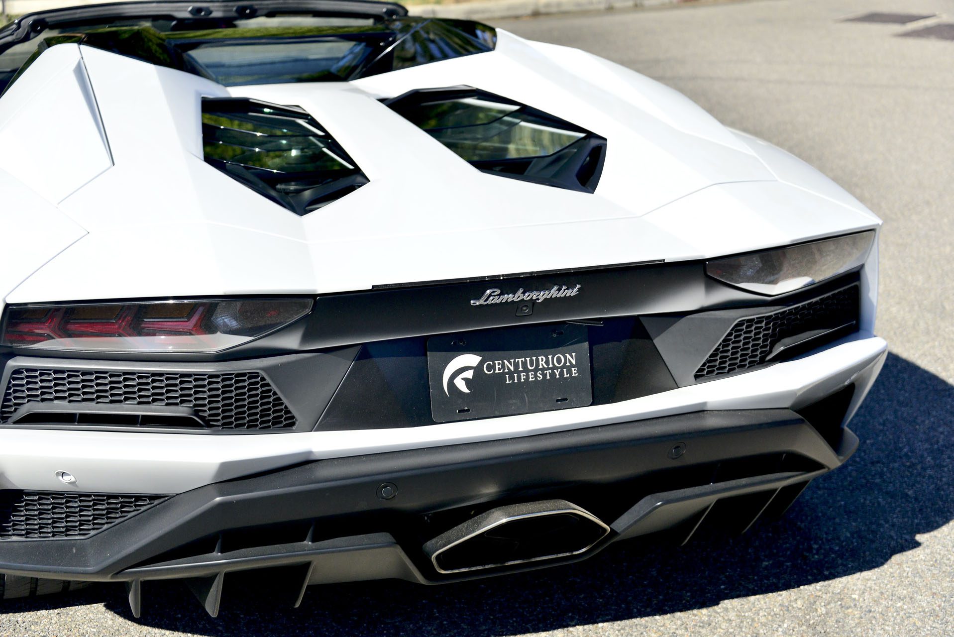 Lamborghini Aventador S Rental Los Angeles | Centurion Lifestyle